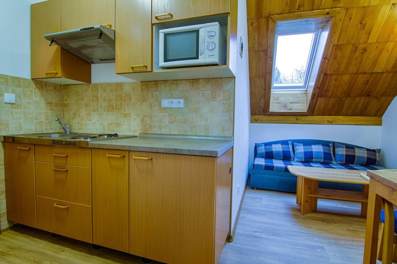 Apartment Rokys Рокитнице над Ийзероу Екстериор снимка